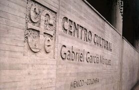 Gabriel García Márquez wurde zum schönen und lebendigen Paradox eines fortgesetzten literarischen Naturereignisses. Deswegen ist es so schwer hinzunehmen, dass er kürzlich gestorben ist.
